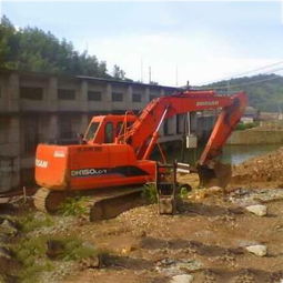 中機(jī)挖掘機(jī)出租 管道吊裝平土綠化市政自來水工程挖機(jī)出租